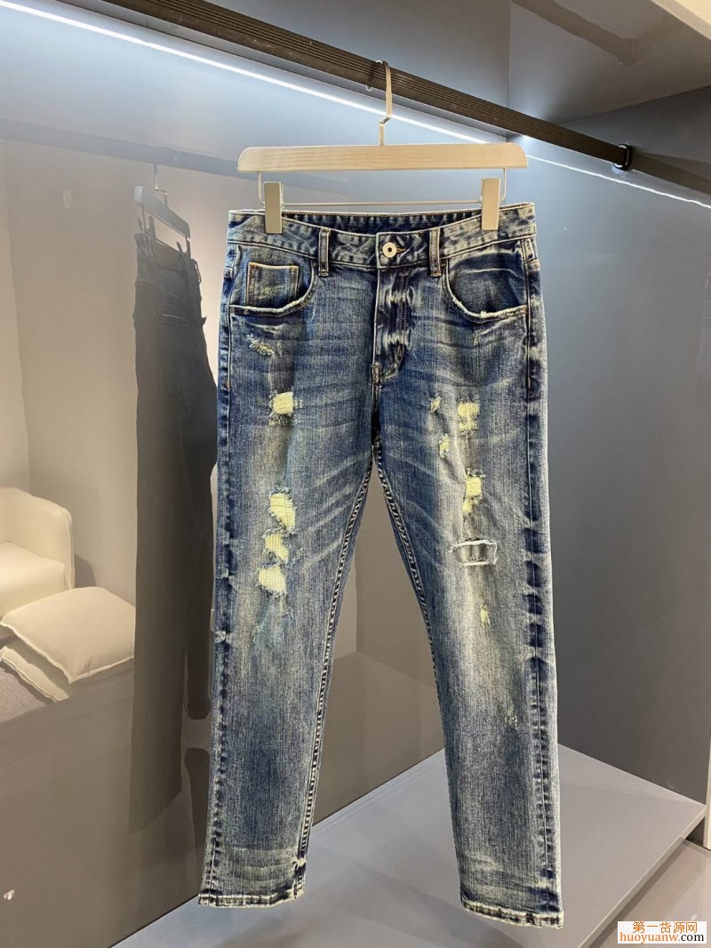 顶级复刻衣服货源微信(避坑知识篇)